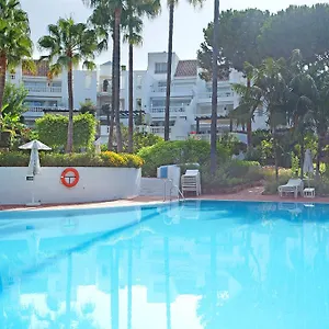 Apartment White Pearl Elviria 